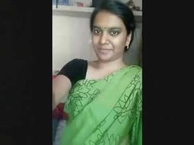 Busty bhabhi bares her assets on camera