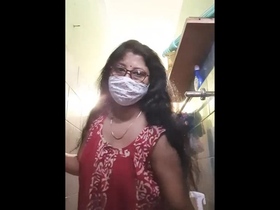 Arpita aunty's mature bathing routine