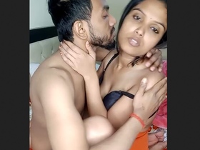 Sizzling Mahi Cpls heat up the stage for 30 mins