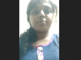 Indian beauty reveals her sensuality and beauty