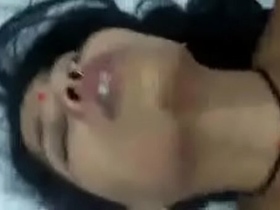 Desi bhabhi's lustful sex with big dick in chut lund video