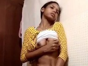 College girls share nude selfies in online community
