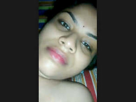 Indian bhabhi gets fucked hard in a steamy video