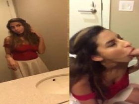 Indian girl Desi enjoys bathroom sex in Tamil video