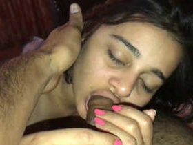 Indian babe gives a mind-blowing blowjob in four clips