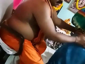Indian pandit takes advantage of his aunty