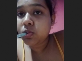 Indian girl entertains her lover with her body