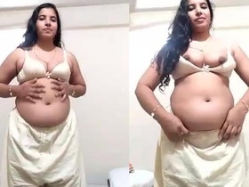 Mallu bhabi flaunts her big ass and sexy body in steamy video