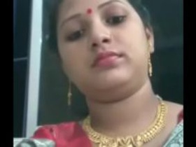 Desi Aunty's tight pussy gets drilled in saree