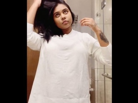 Oasi Das flaunts her curves and assets in explicit video