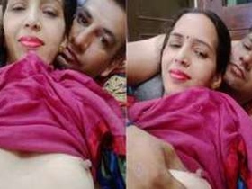 Indian-desi-x video shows couple's foreplay before intercourse