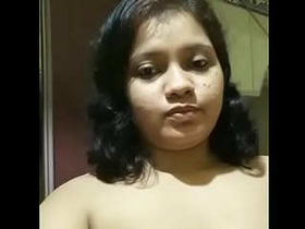 Sonai sister displays her genitalia on camera