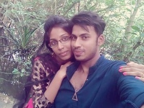 Watch Tamil lover's MMS videos on your phone