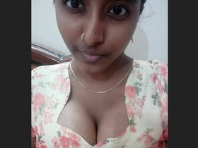 Cute Tamil girl masturbates in HD video collection