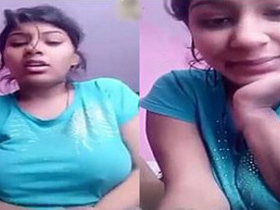 Desi babe flaunts her nipples in video chat