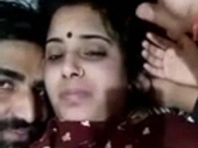 Couple's sensual foreplay in Indian naked video