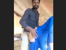 Pakistani policeman bangs a transgender in this steamy video