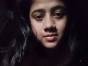 Naughty Indian girl sends nude selfie MMS