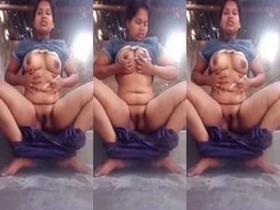 Horny village girl records her solo play on selfie camera