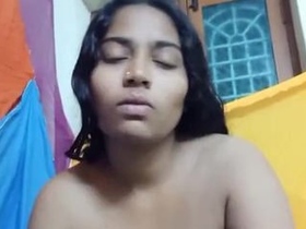 South Indian bhabhi gives oral pleasure and gets penetrated