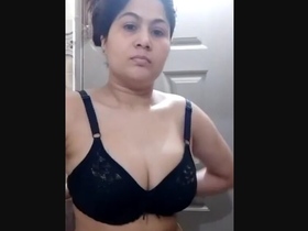 Pakistani wife's sensual exploration of a new lingerie