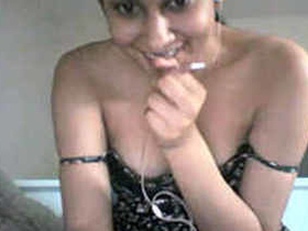 Desi girl with a beautiful figure teases her boyfriend with her fingers and her boobs