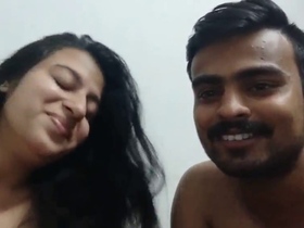 Khyati Lalwani's friend indulges in some steamy fun with her