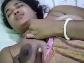 Bengali wife's steamy sex with her husband in bed