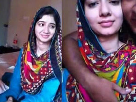 Urdu audio and hot paki girl's boob press and smooch in HD video