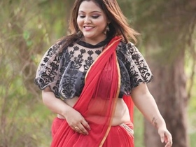 Nayek's red saree and naked navel will drive you wild